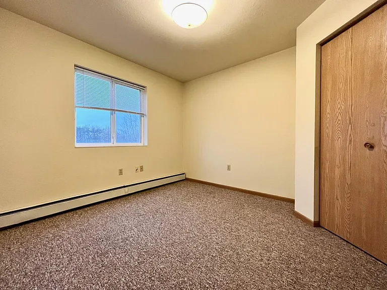 454 High Point Dr #24 — Photo 8