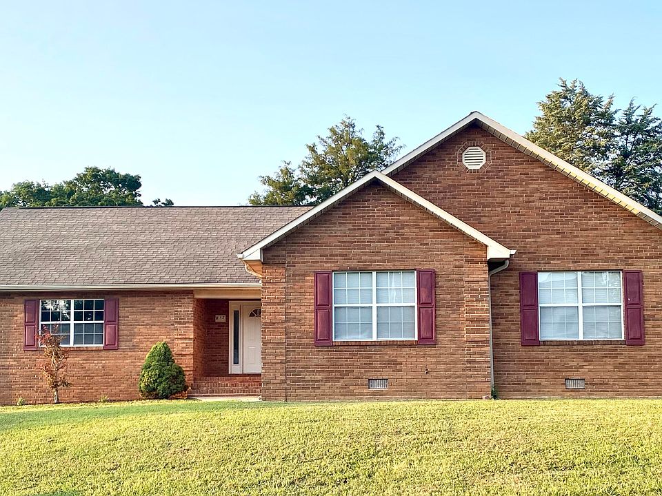 1st image of 812 Somerset Dr