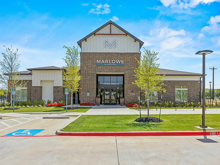 Marlowe Denton — Photo 43