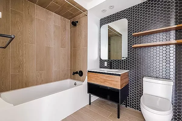 Rented by Dalan Rentals | media 32