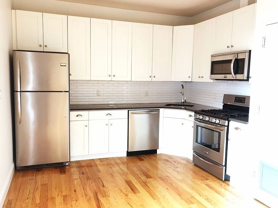 1st image of 3093 38th St APT 2C