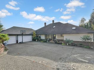 16498 77th Ave, Surrey, BC V4N 0L5