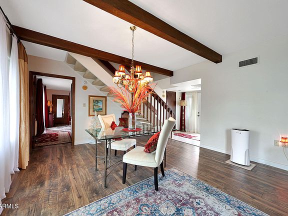 5th image of 324 E Laguna Royale Drive