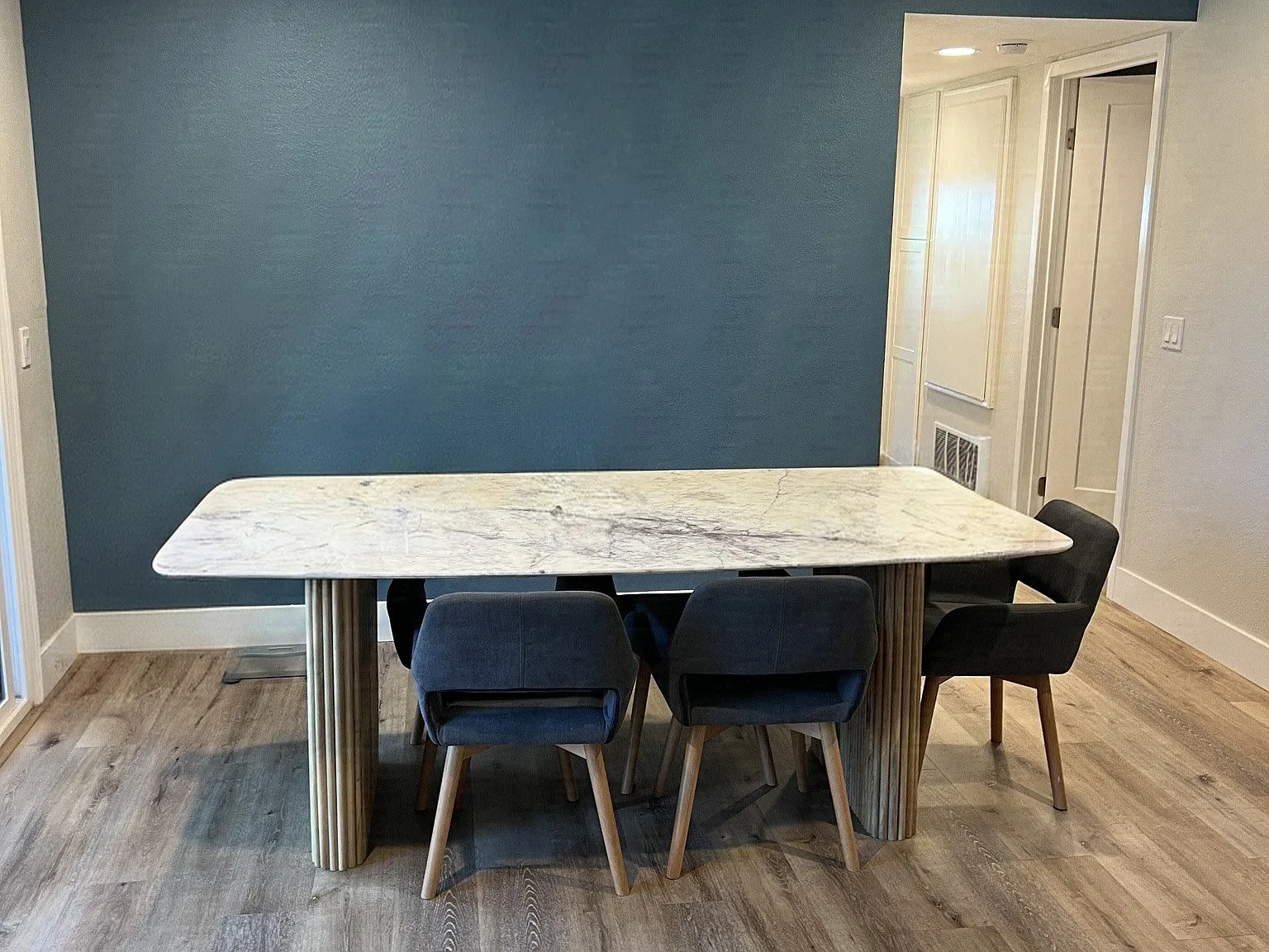 240 Nice Ln — Photo 4