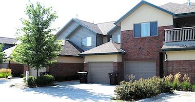 1st image of 9401 Brentwood Dr APT 3