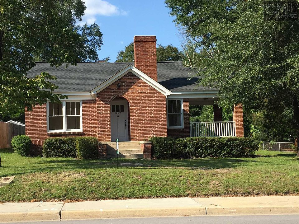 1st image of 3909 Rosewood Dr
