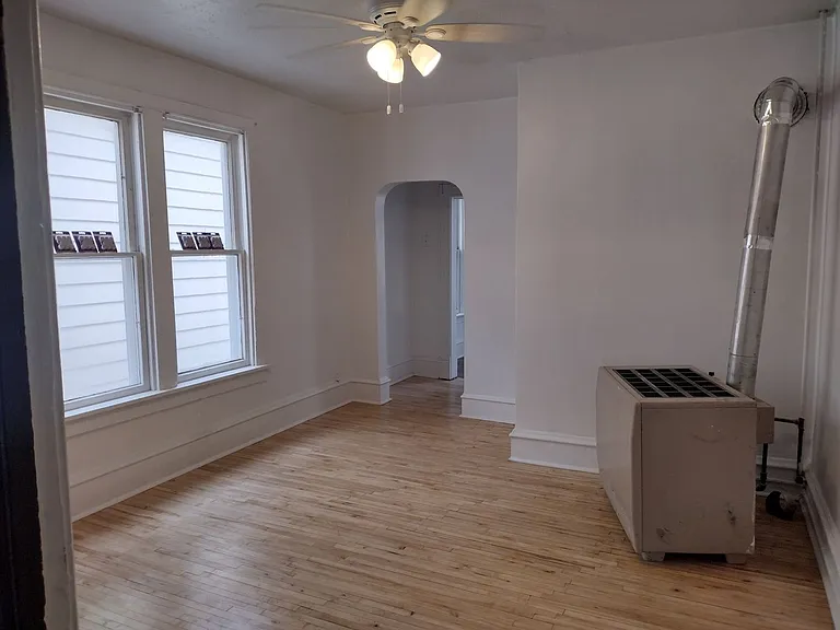 2013-2015 John Ave — Photo 13