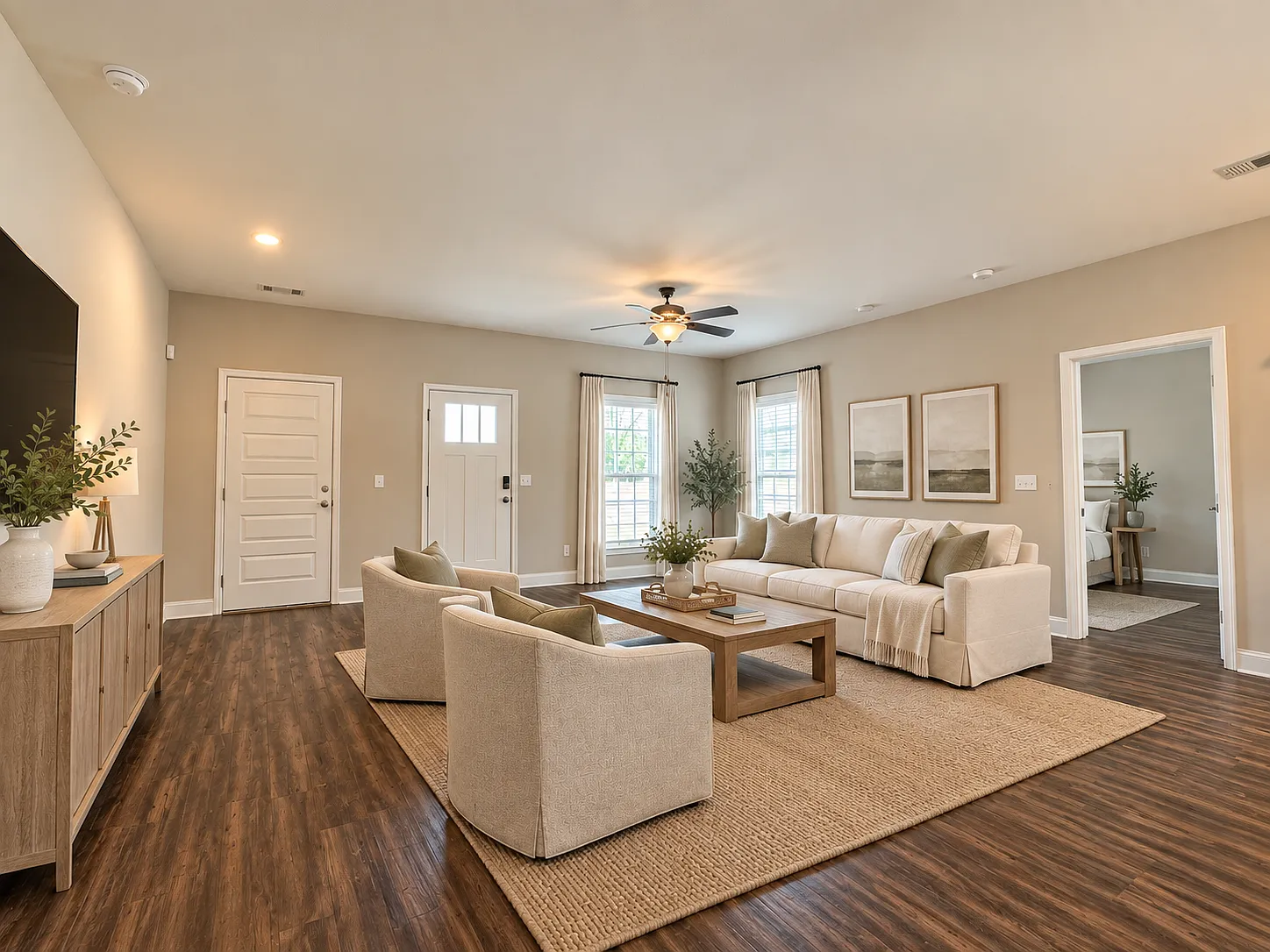 203 Silverthorn Dr - 1 — Photo 2