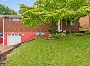 524 Greenridge Rd, New Kensington, PA 15068