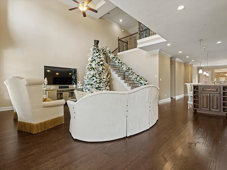 534 Imperial Blvd — Photo 10