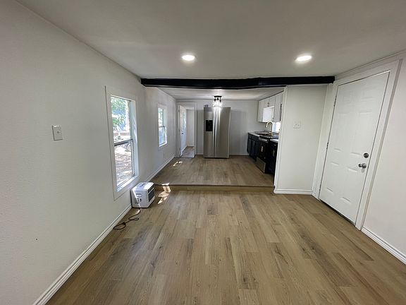5th image of 9 Frank Cir