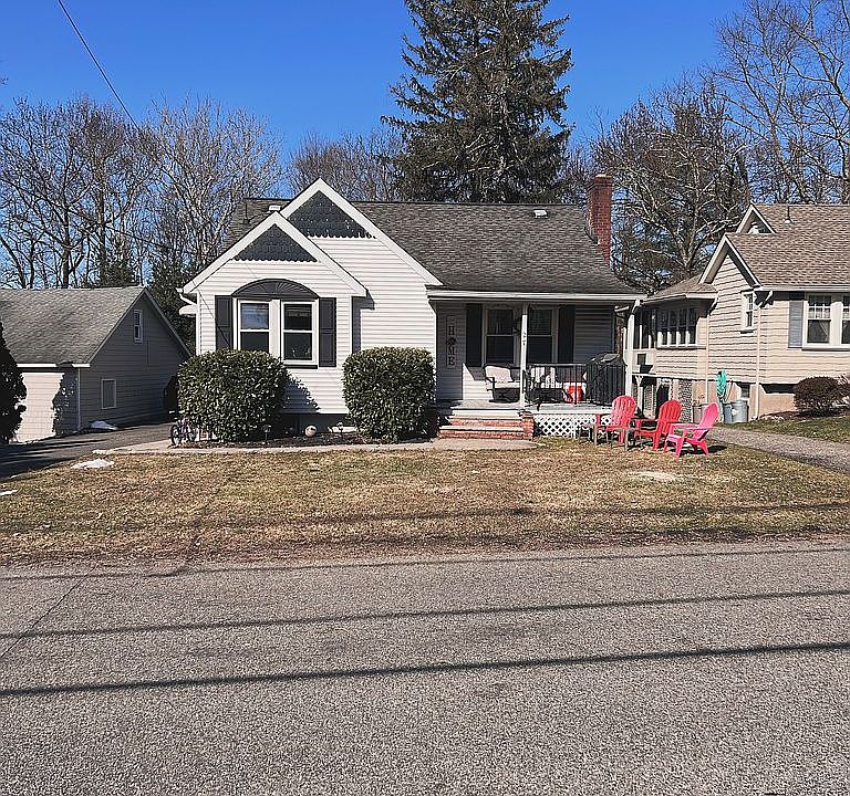 2nd image of 27 Orton Rd