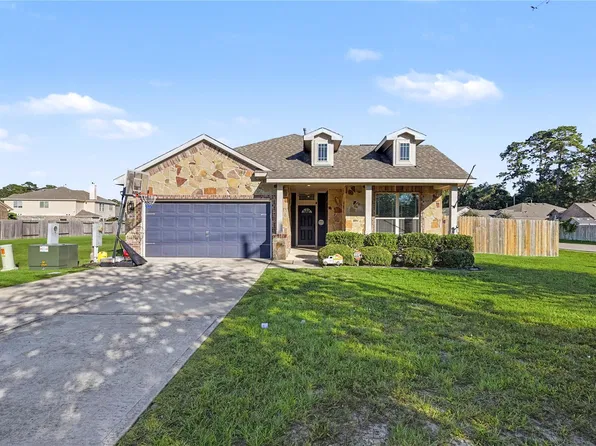 1635 Waukegan Rd, Conroe, TX 77306