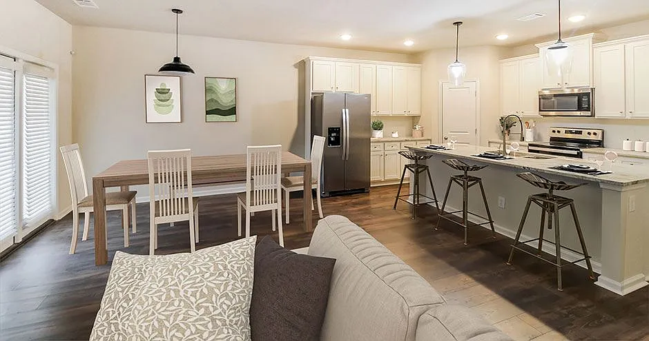 Emery Place Townhomes — Photo 4