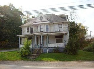 112 Union Ave, Oakdale, PA