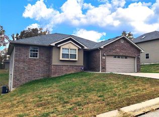 18955 Ladera Rd, Waynesville, MO 65583