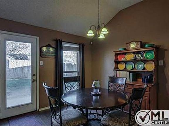 5th image of 540 Barbara Jean Ln