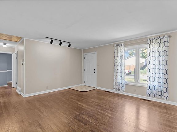 5th image of 2544 Bonniebrook Dr