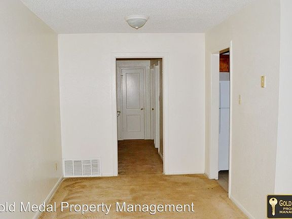 5th image of 1706B Cole St