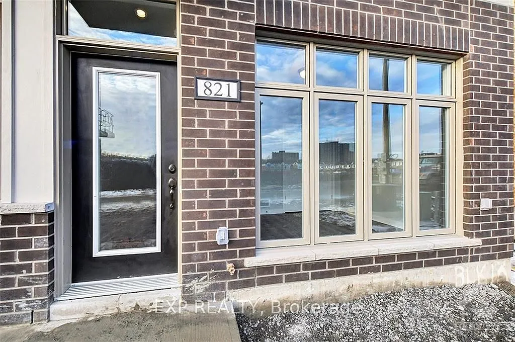 4 bed, $3,175 — Photo 2
