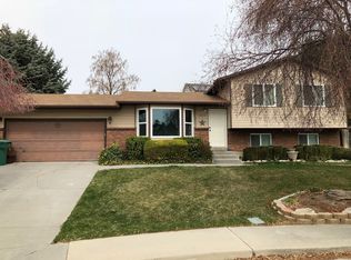 10053 N Pine Ct, Cedar Hills, UT 84062