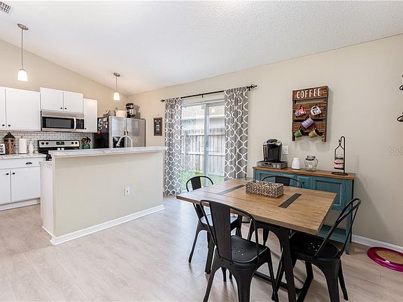 5th image of 7610 Harbor Bend Cir