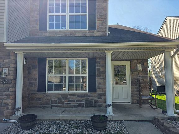 2nd image of 505 Meadowview Pl