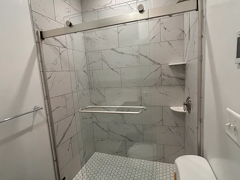 86 W Cedar St #A — Photo 11