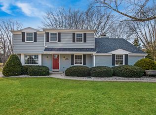 6521 N Alberta Ct, Glendale, WI 53217