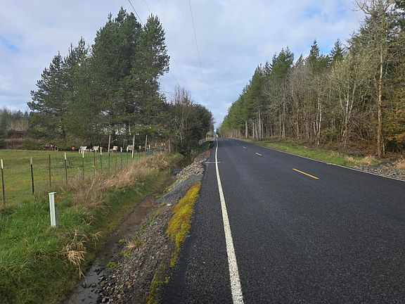 4th image of 443 Oyler Rd