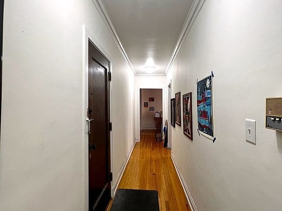 5th image of 1054-66 W Cornelia Ave #10563