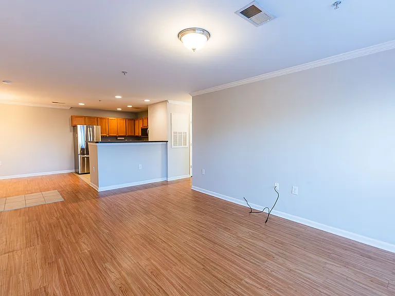 3712 Cotswold Ave #B — Photo 8