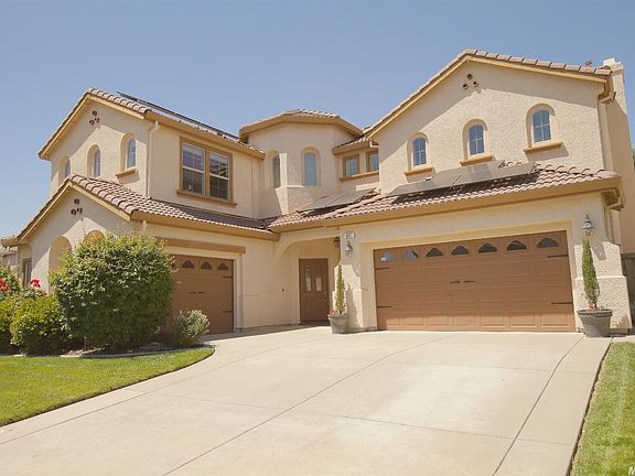 3rd image of 401 Sorrbento Ct
