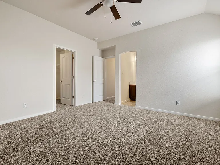 5489 Cypress Point — Photo 15
