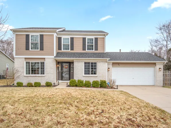 90 Arbor Ave, Sugar Grove, IL 60554