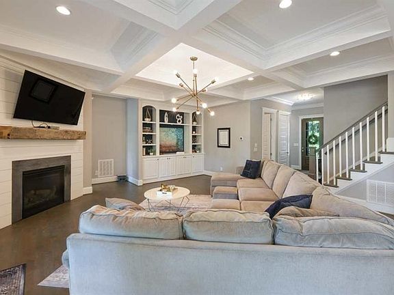 5th image of 4993 Autumnwood Ct