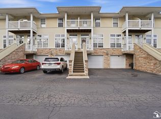 208 Beachwalk Trl, Luna Pier, MI