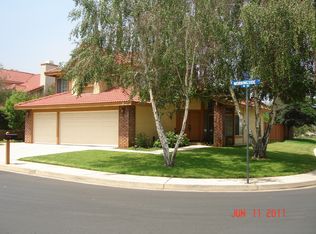 100 Morningside Ln, Redlands, CA 92374