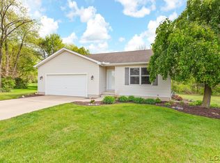3288 Aspen Trl, Adrian, MI 49221