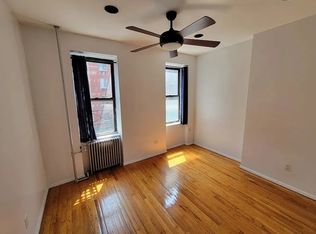 529 W 48th St APT 19, New York, NY 10036