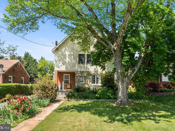 3444 Rock Spring Ave, Falls Church, VA 22041