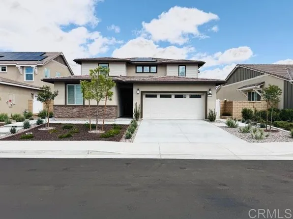 30477 Waterline Dr, Menifee, CA 92584