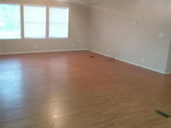 2nd image of 9892 County Road 4096