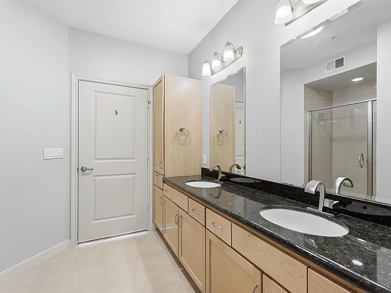505 Jackson Hill St #307 — Photo 15