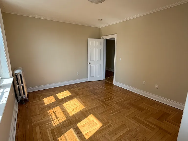 101 73rd St #46 — Photo 9