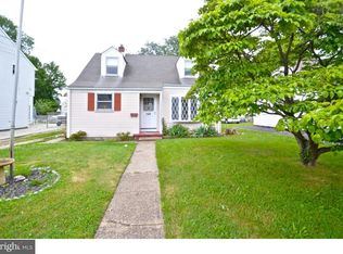 458 Buttonwood Ave, Maple Shade, NJ 08052