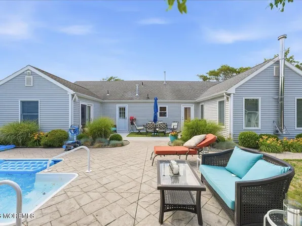 1079 Cavan Drive, Toms River, NJ 08753