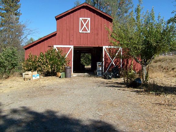 Barn