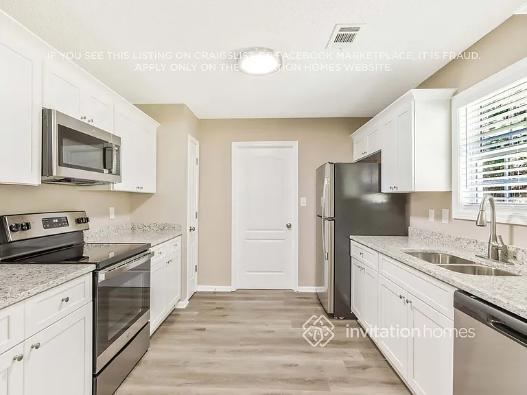 4865 Brookwood Pl — Photo 9