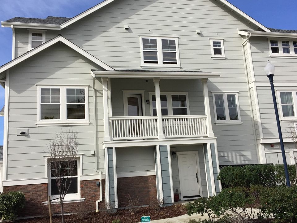 1st image of 2355 Northshore Dr